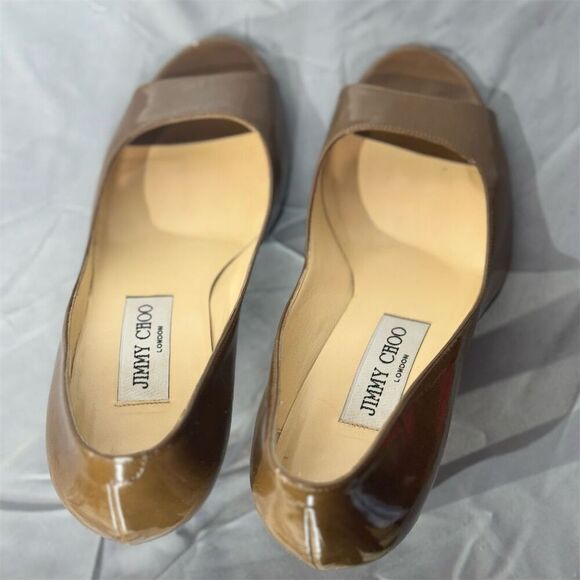 Jimmy Choo Evelyn Brown Patent Leather Peep Toe Heels Gold Heel EU 38 US 7.5-8 - Picture 8 of 10